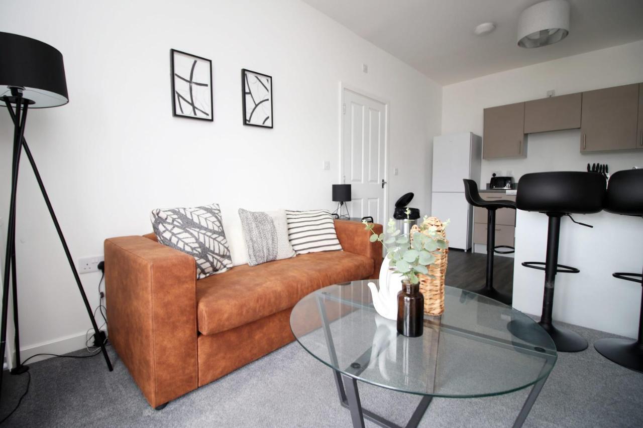 Beachview By Mia Living Close To Beach, Free Parking, Modern 2 Bedroom Apartment 巴里 外观 照片