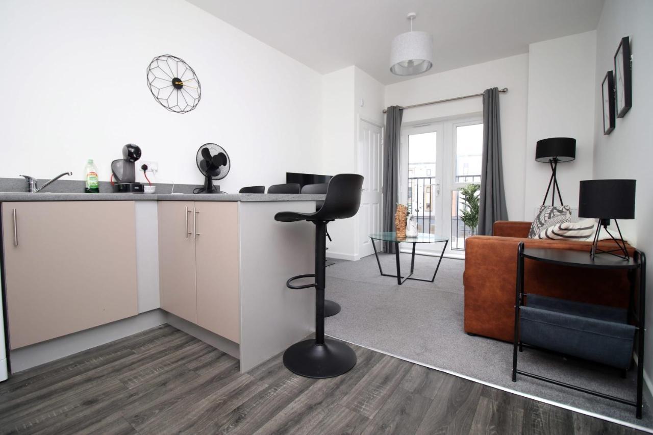 Beachview By Mia Living Close To Beach, Free Parking, Modern 2 Bedroom Apartment 巴里 外观 照片
