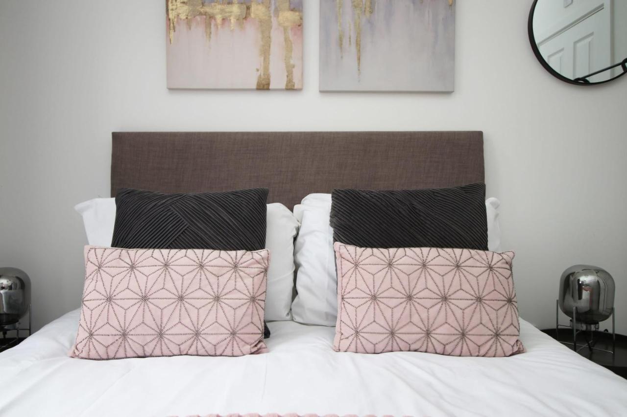 Beachview By Mia Living Close To Beach, Free Parking, Modern 2 Bedroom Apartment 巴里 外观 照片